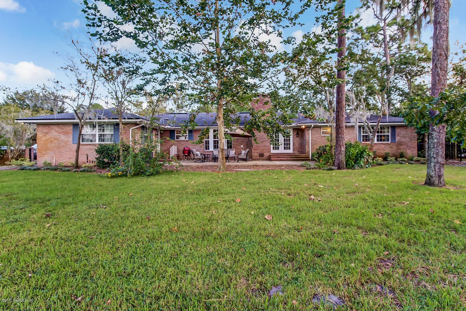 8112 Pine Lake Road Jacksonville, FL 32256 - Photo 43 of 65 backyard