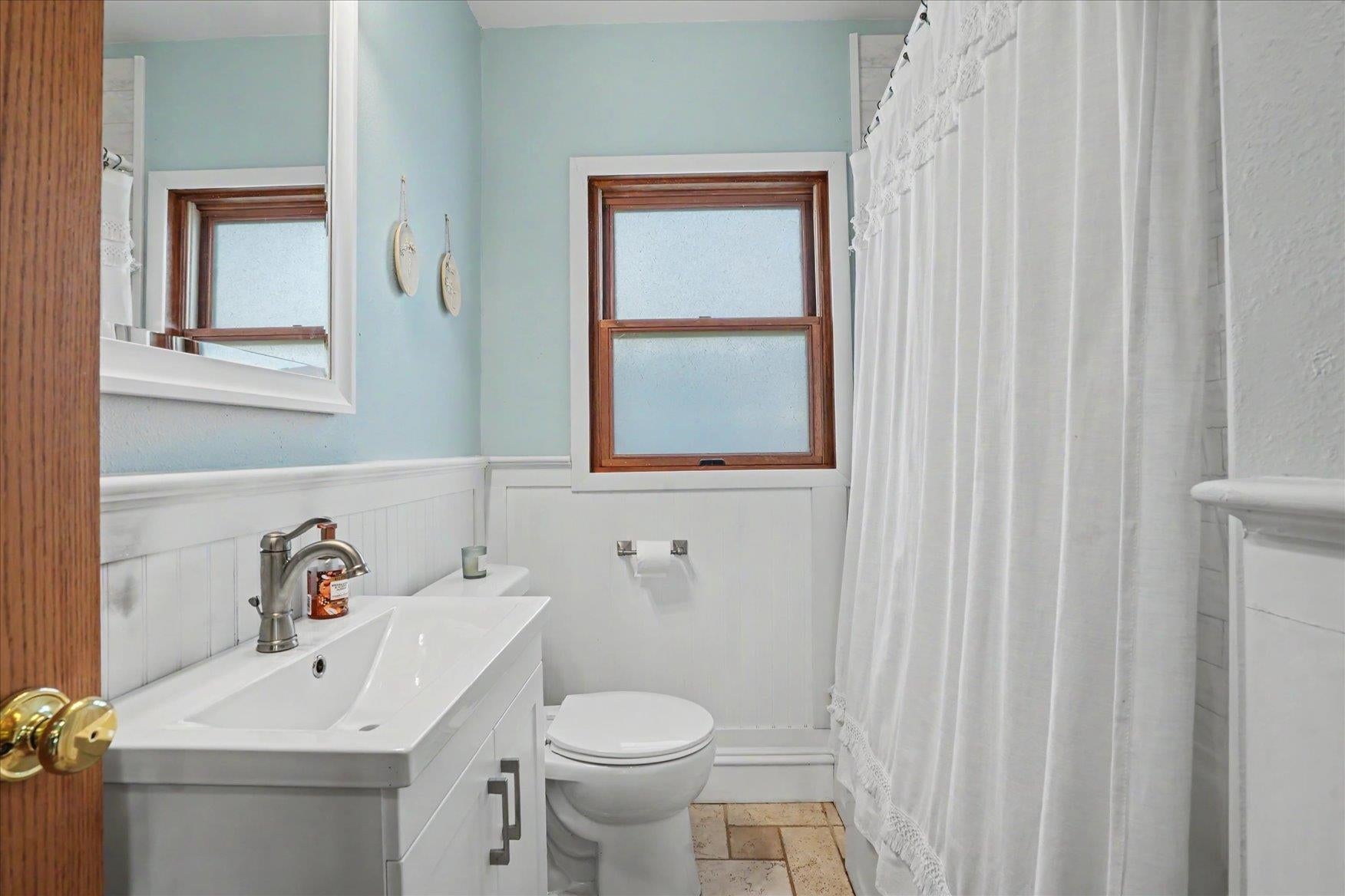 749 Edith Street Dubuque, IA 52001 - Photo 11 of 37 Gallery Image 11