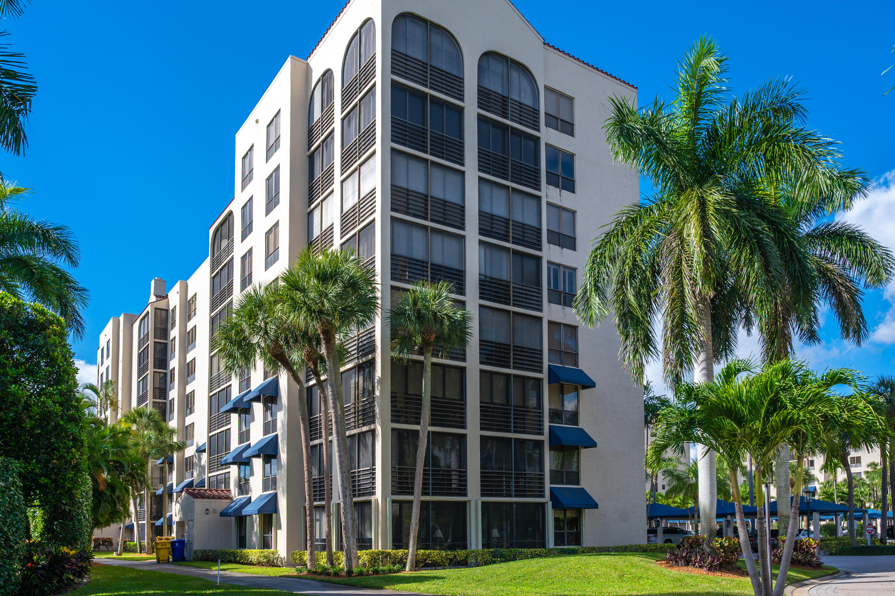 7564 Regency Lake Drive, Unit A101 Boca Raton, FL 33433 - Photo 18 of 33 Exterior