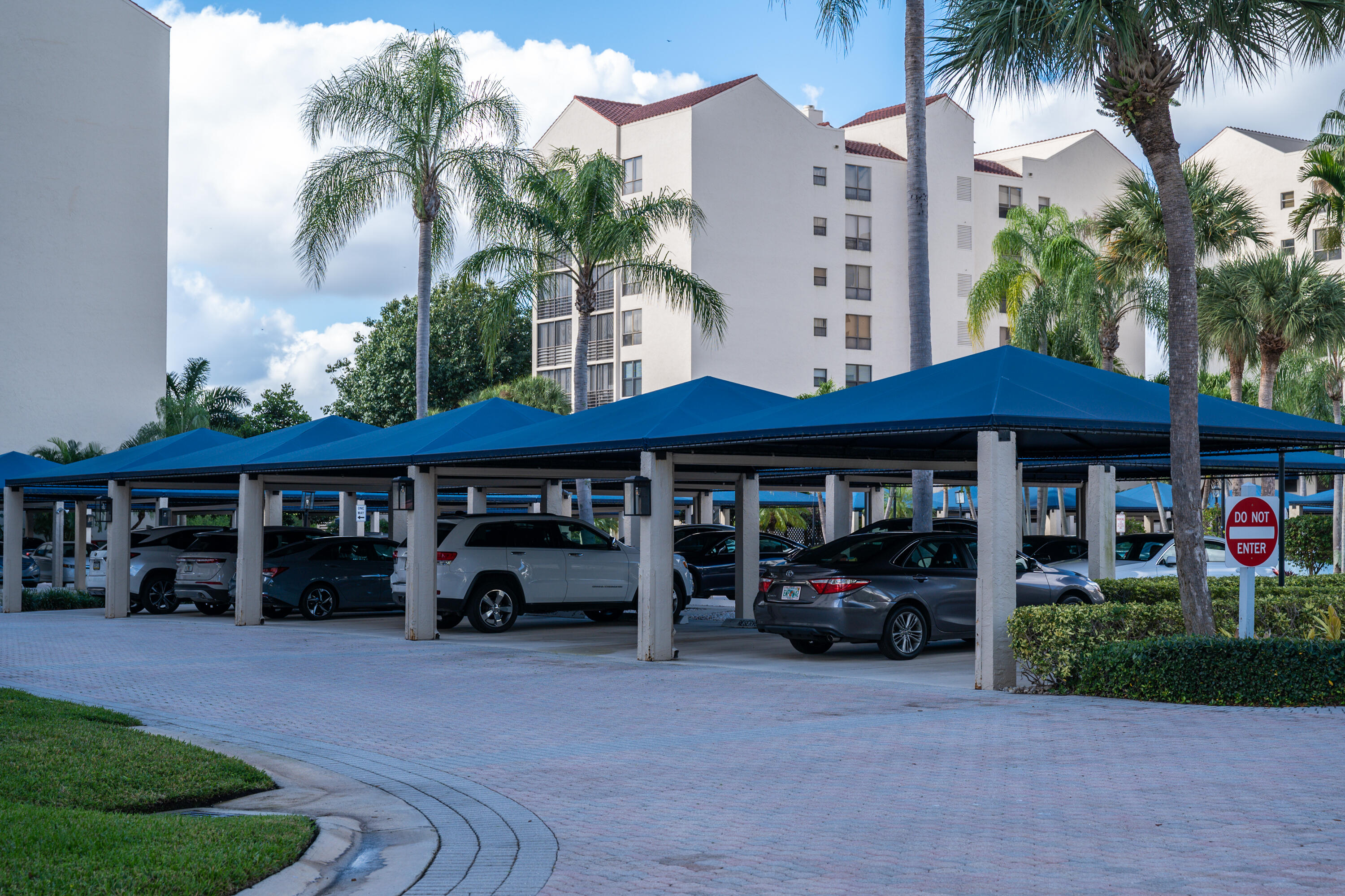 7564 Regency Lake Drive, Unit A101 Boca Raton, FL 33433 - Photo 31 of 33 Covered Parking
