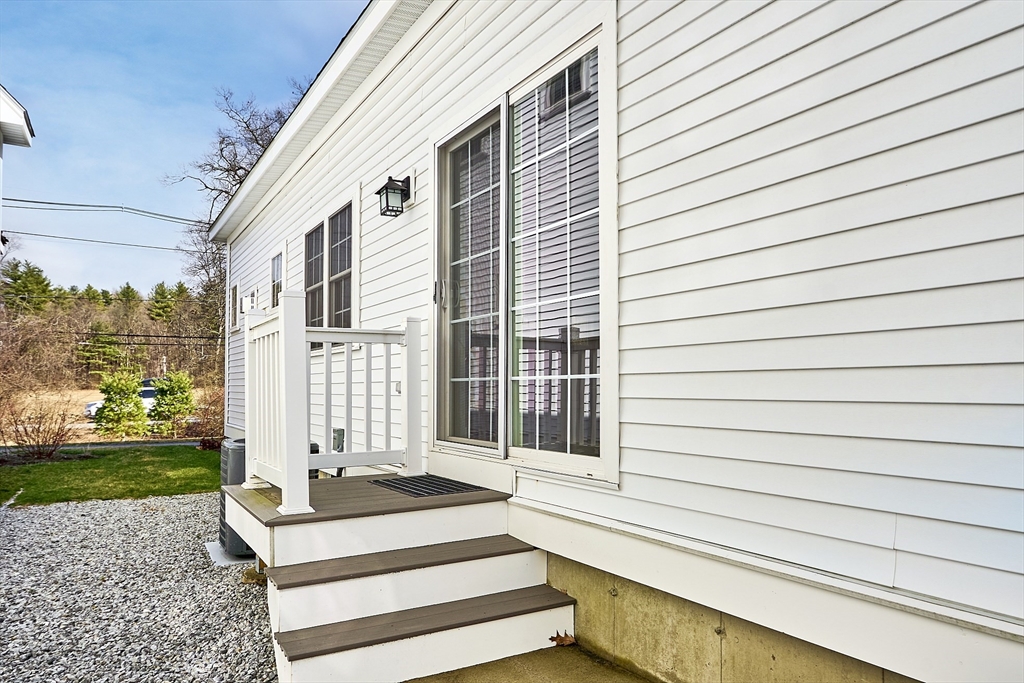 7 Baldwin Court, Unit 7 Harvard, MA 01451 - Photo 30 of 41