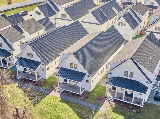 $749,900 | 7 Baldwin Court, Unit 7, Harvard, MA 01451