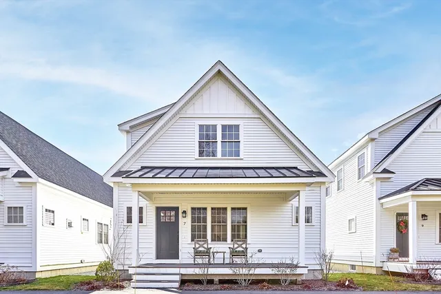 $749,900 | 7 Baldwin Court, Unit 7, Harvard, MA 01451