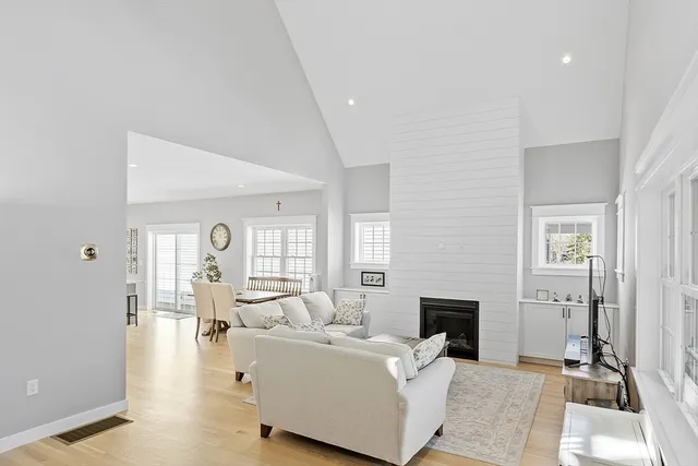 $749,900 | 7 Baldwin Court, Unit 7, Harvard, MA 01451