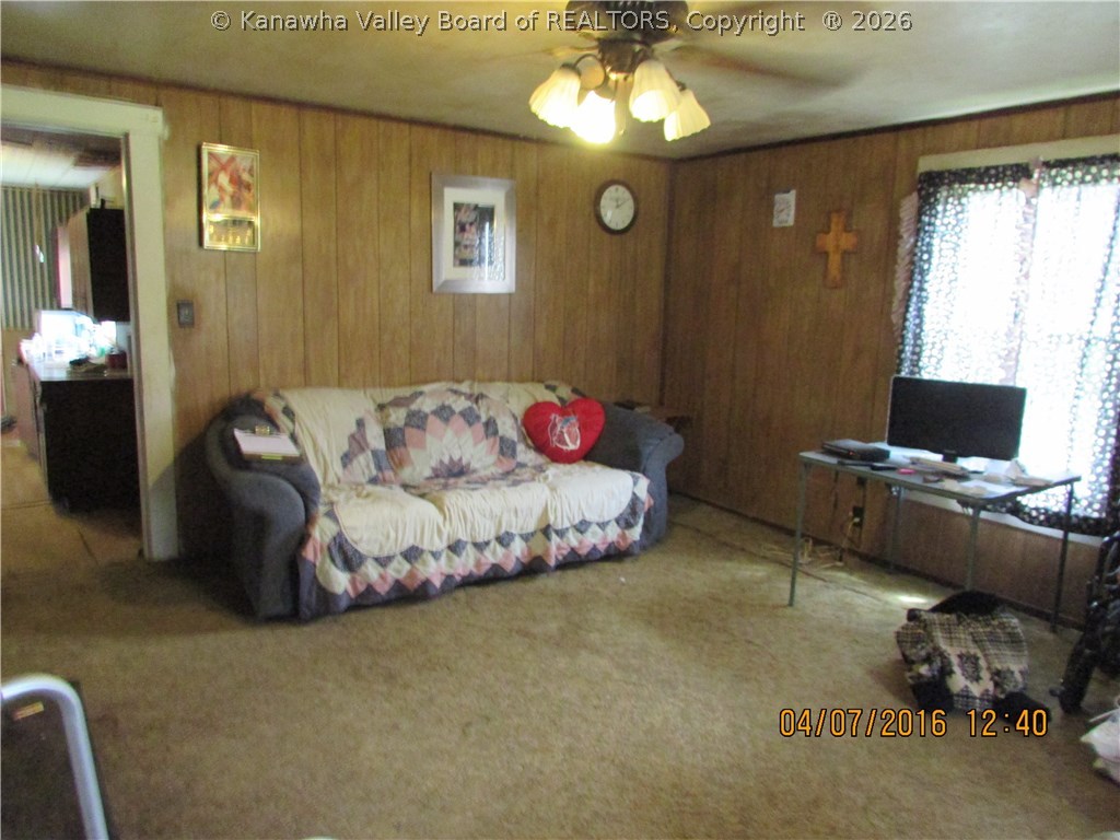 3937 North Grapevine Road Charleston, WV 25320 - Photo 6 of 26 Gallery Image 6