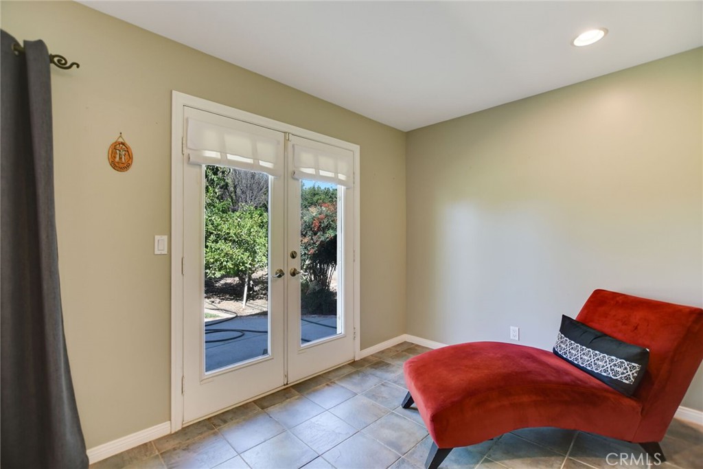 5531 Cornwall Avenue Riverside, CA 92506 - Photo 30 of 69 Main Bedroom with backyard access