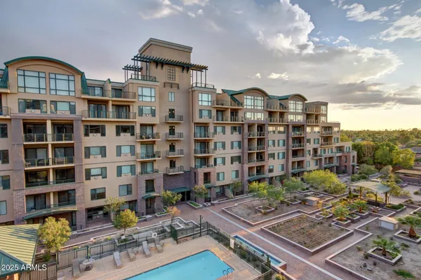 $340,000 | 16 West Encanto Boulevard, Unit 514, Phoenix, AZ 85003