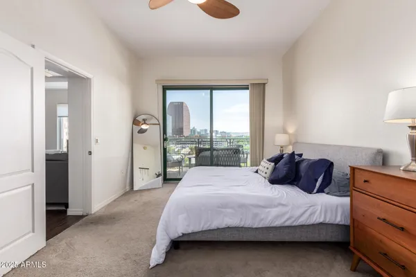 $340,000 | 16 West Encanto Boulevard, Unit 514, Phoenix, AZ 85003