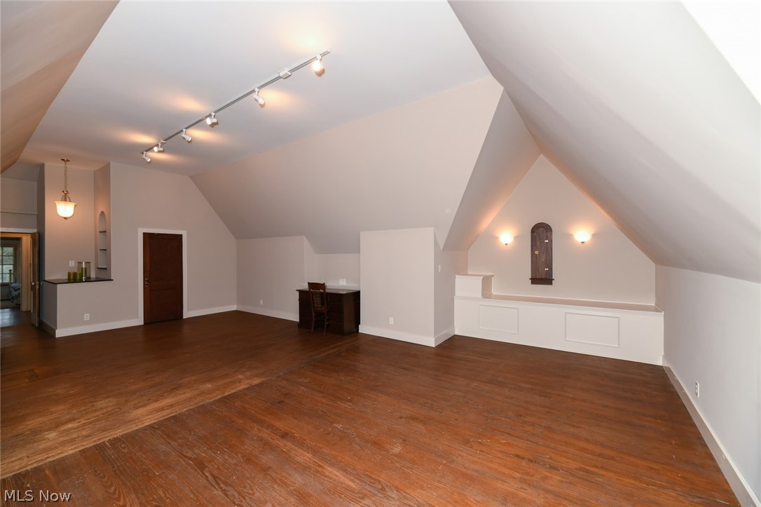 810 Merriman Road Akron, OH 44303 - Photo 26 of 35 Gallery Image 26
