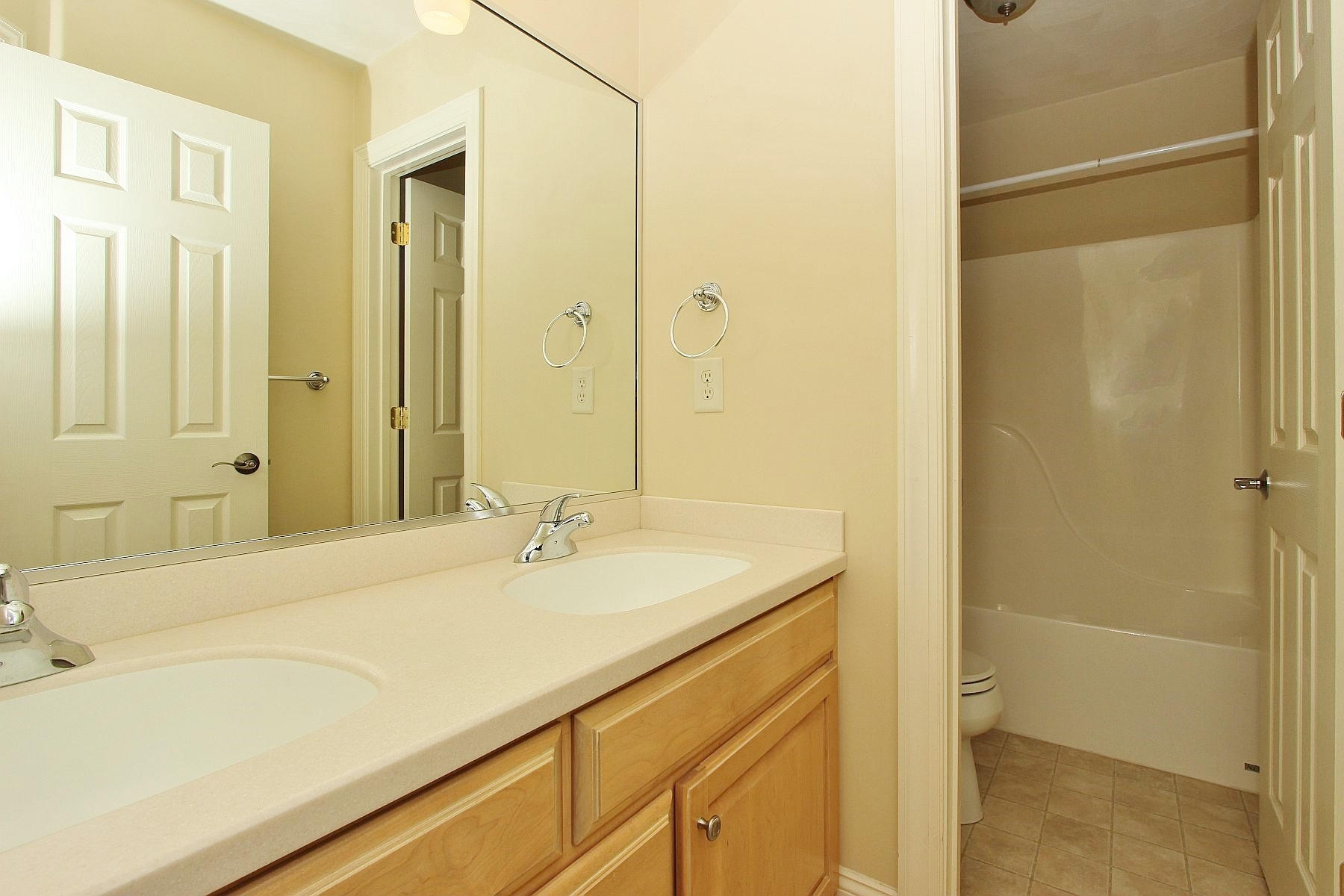 136 Claybrook Court Blue Ridge, VA 24064 - Photo 52 of 86 a bathroom with a sink and a mirror