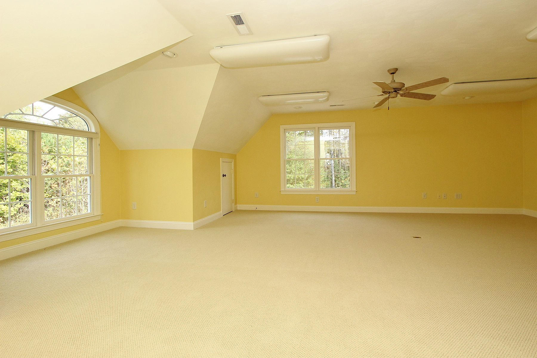 136 Claybrook Court Blue Ridge, VA 24064 - Photo 58 of 86 img_4845