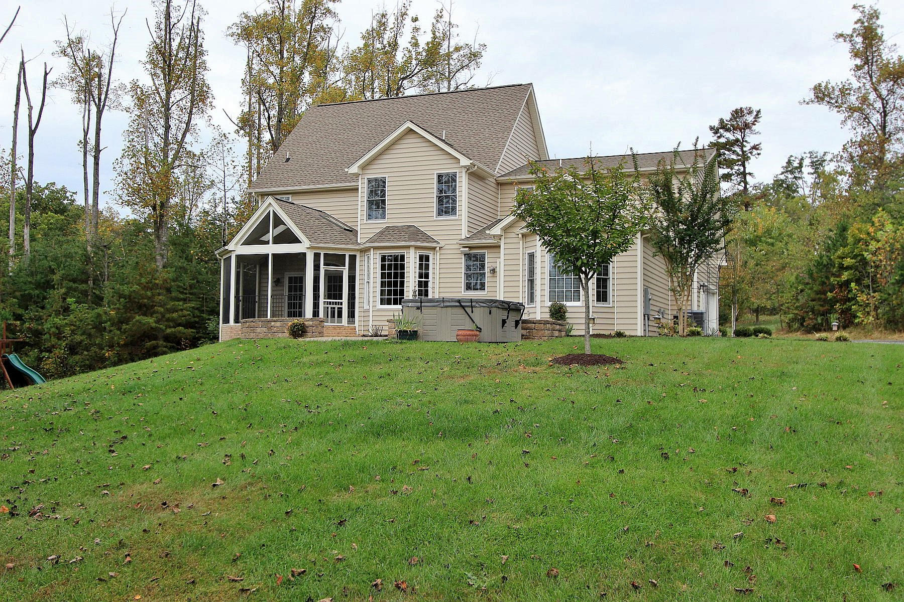 136 Claybrook Court Blue Ridge, VA 24064 - Photo 79 of 86 a front view of a house with a yard