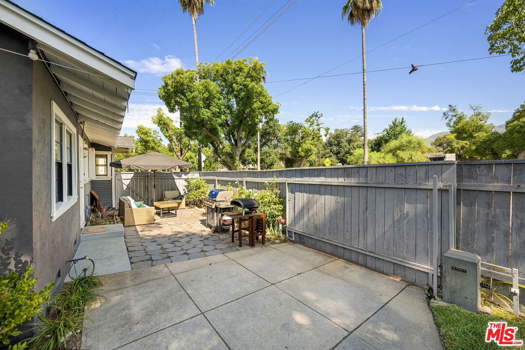 1732 Fiske Avenue Pasadena, CA 91104 - Photo 20 of 23 a view of outdoor space with seating area
