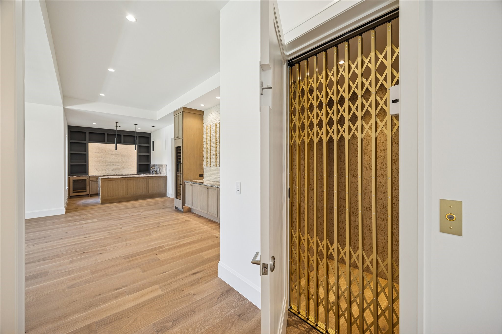 267 Maple Valley Road Houston, TX 77056 - Photo 14 of 40