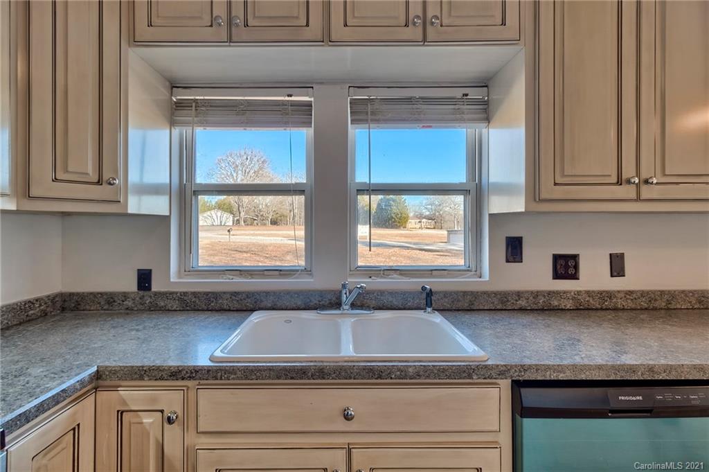604 Evans Mill Road Pageland, SC 29728 - Photo 17 of 27 Gallery Image 17