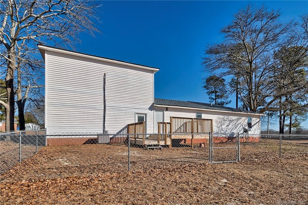 604 Evans Mill Road Pageland, SC 29728 - Photo 4 of 27 Gallery Image 4