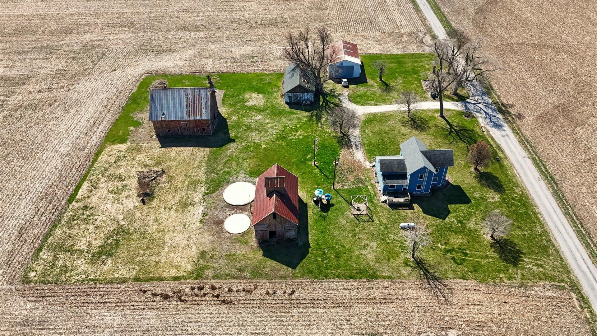 1198 North 1900 East Road Milford, IL 60953 - Photo 2 of 53