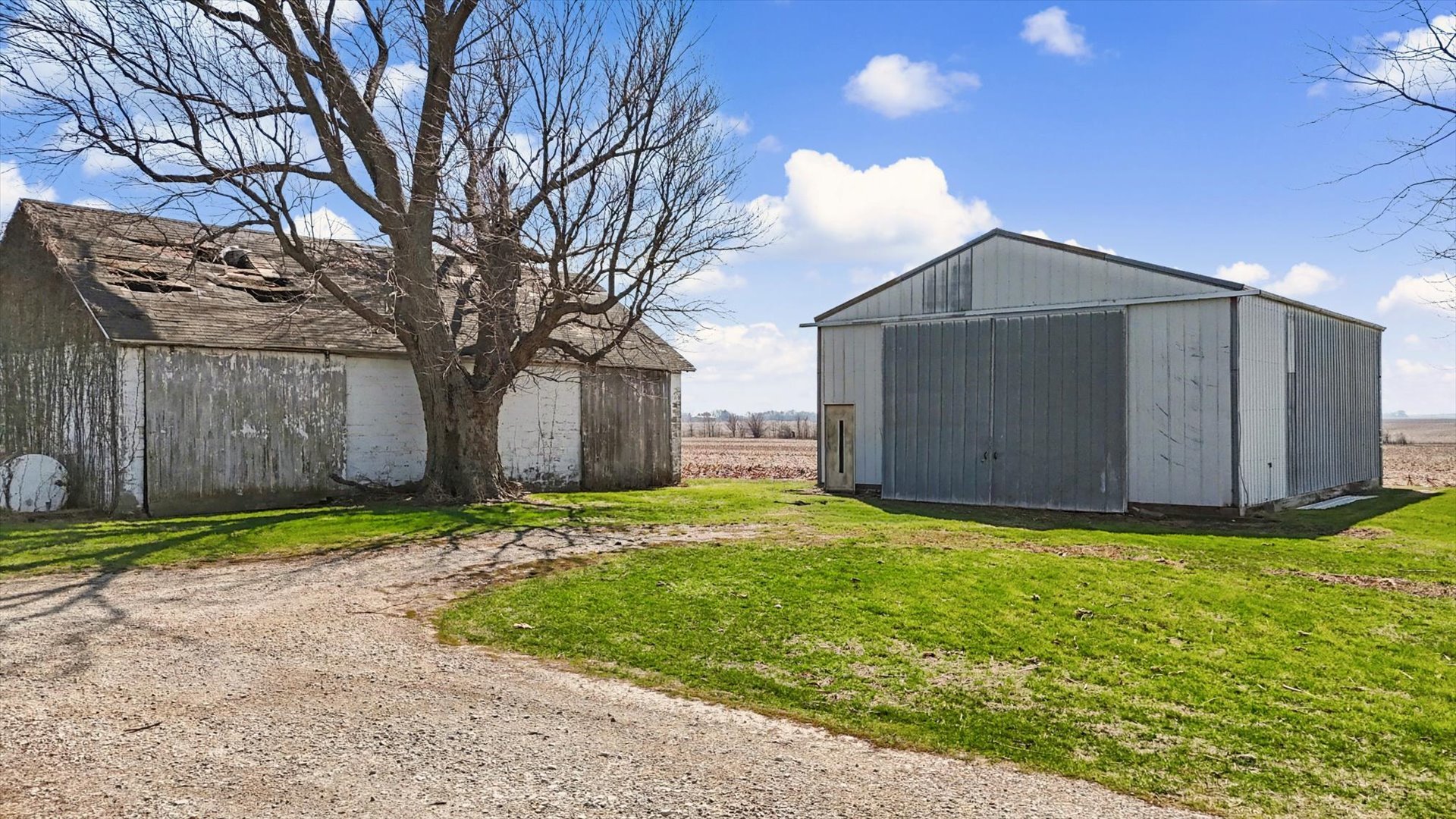 1198 North 1900 East Road Milford, IL 60953 - Photo 4 of 53