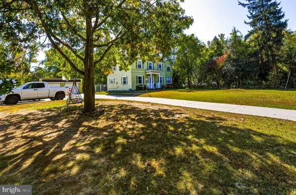 $350,000 | 195 Highway 130, Pedricktown, NJ 08067