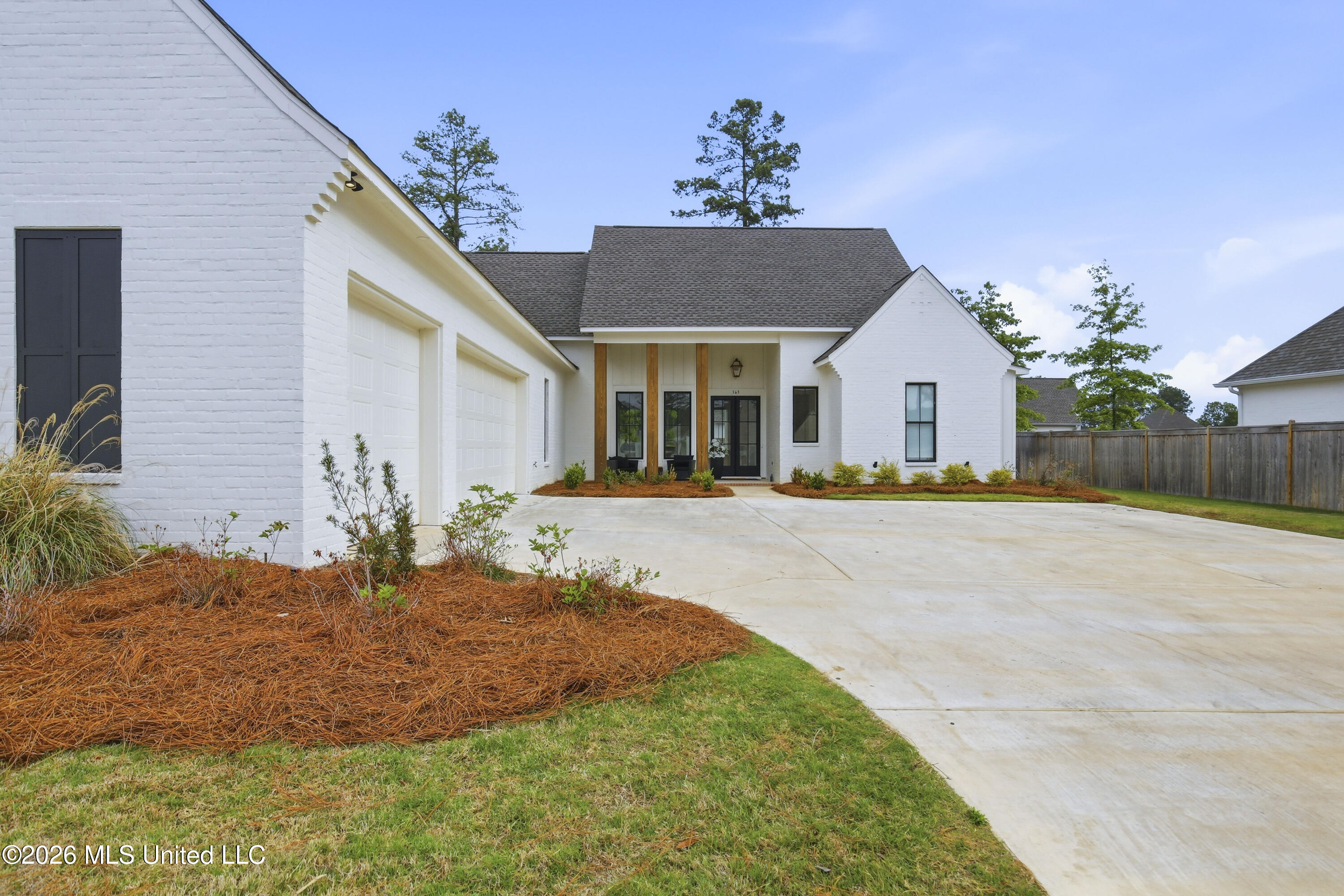 363 Wellstone Place Madison, MS 39110 - Photo 3 of 29 363 Wellstone-4