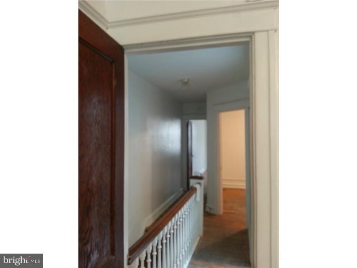 7519 Briar Road Philadelphia, PA 19138 - Photo 14 of 23 Hallway