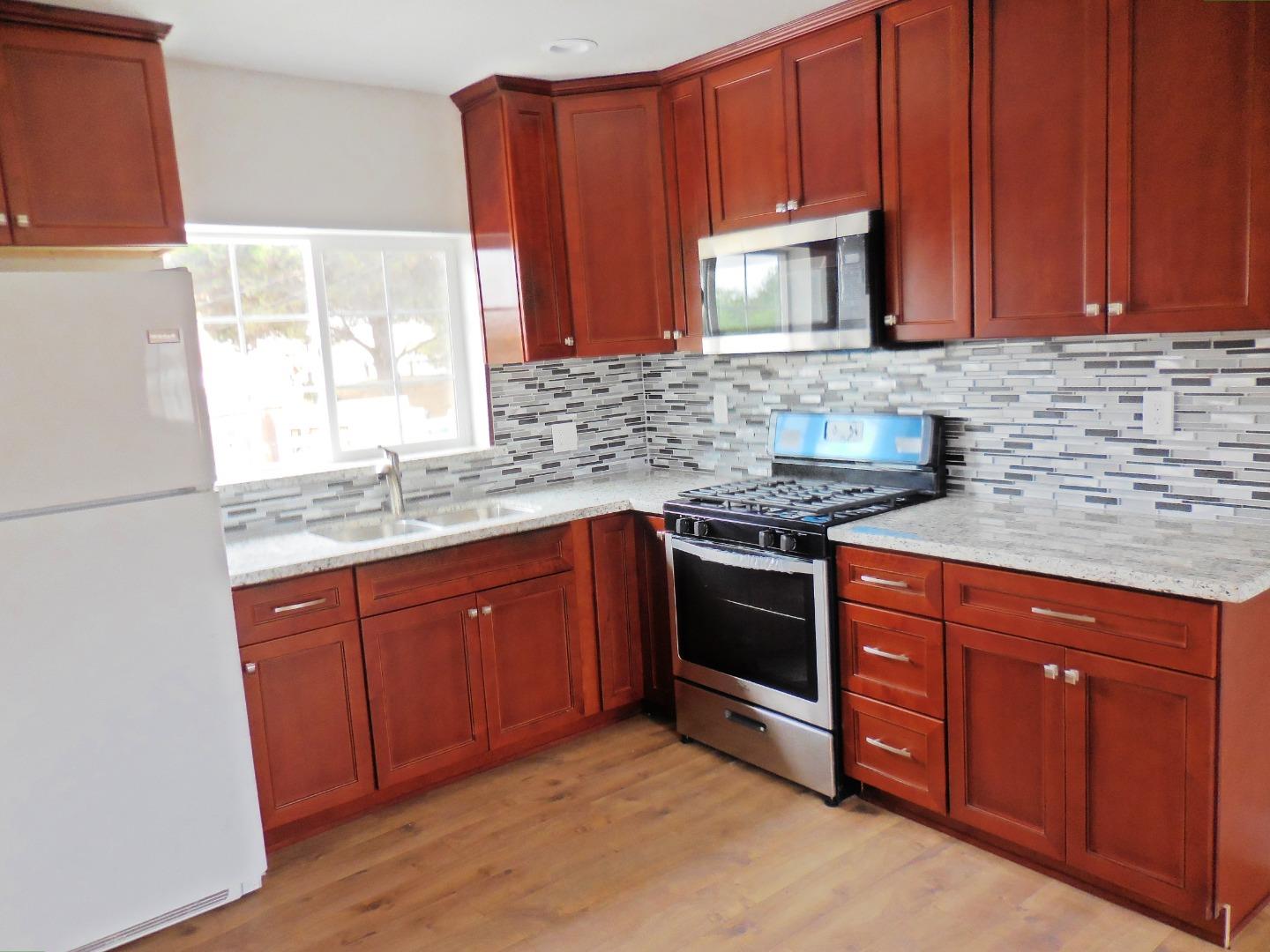 10770 Ralph Lane Salinas, CA 93907 - Photo 5 of 8 Gallery Image 5