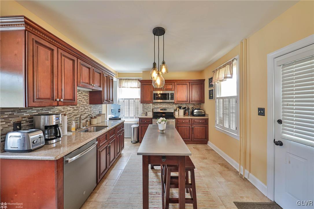 3439 Main Street Slatington, PA 18080 - Photo 8 of 26 Gallery Image 8