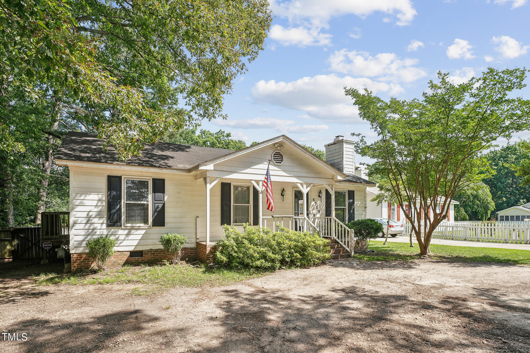 6705 Sandy Forks Road Raleigh, NC 27615 - Photo 2 of 22 DSC04314