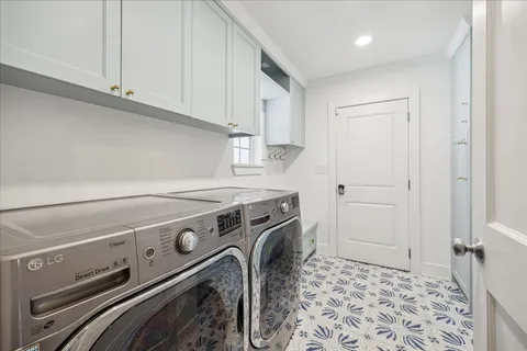 $1,395,000 | 6119 Ella Lee Lane, Houston, TX 77057