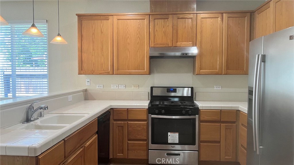 424 Barclay Way Merced, CA 95348 - Photo 5 of 21 Gallery Image 5
