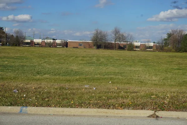$1,399,000 | 1147 Dixie Highway, Beecher, IL 60401