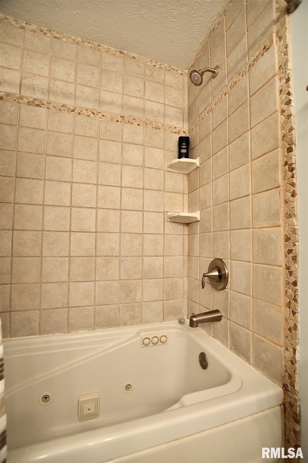 19 Ramblewood Road Chatham, IL 62629 - Photo 28 of 41 Gallery Image 28