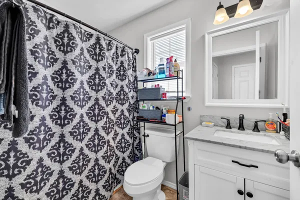 $289,995 | 427 Filmore Road, Oak Grove, KY 42262