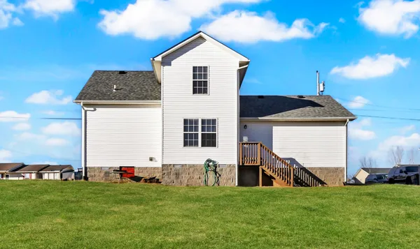 $289,995 | 427 Filmore Road, Oak Grove, KY 42262