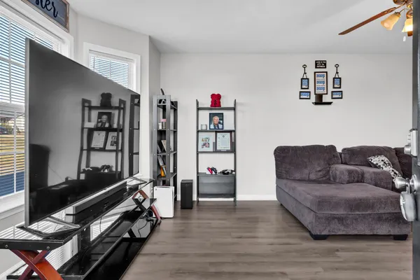 $289,995 | 427 Filmore Road, Oak Grove, KY 42262