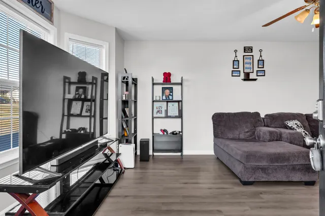 $289,995 | 427 Filmore Road, Oak Grove, KY 42262