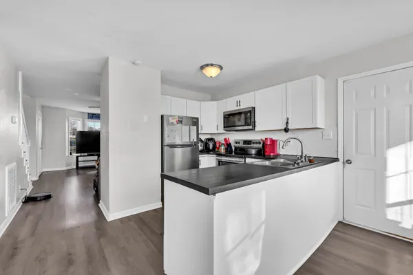 $289,995 | 427 Filmore Road, Oak Grove, KY 42262