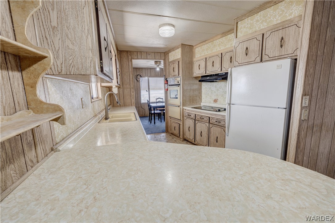 13285 Alturas Road Topock, AZ 86436 - Photo 9 of 26