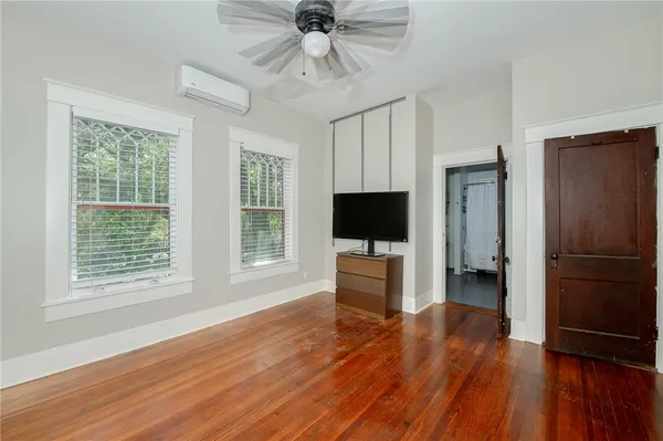 a view of walk in closet