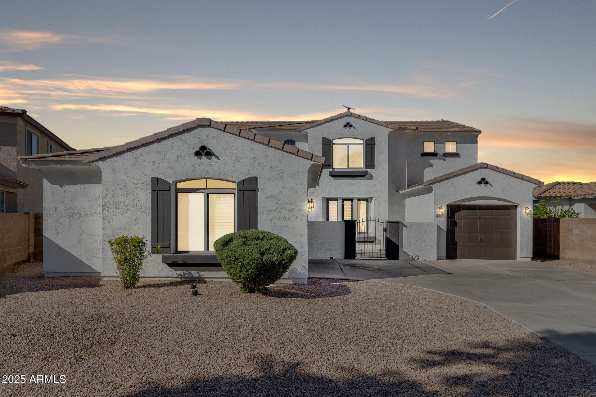 7720 South 22nd Lane Phoenix, AZ 85041 - Photo 1 of 82