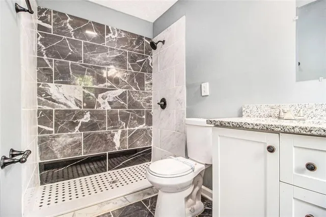 $2,000 | 5826 Simone Drive, Stone Mountain, GA 30087