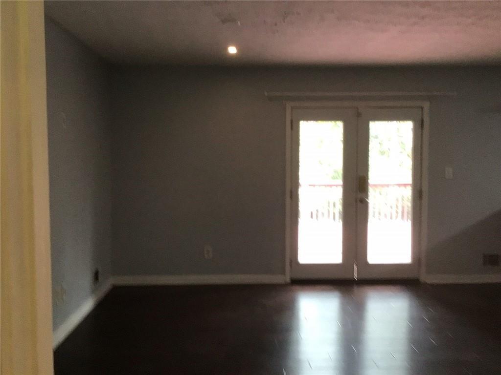 5826 Simone Drive Stone Mountain, GA 30087 - Photo 3 of 24