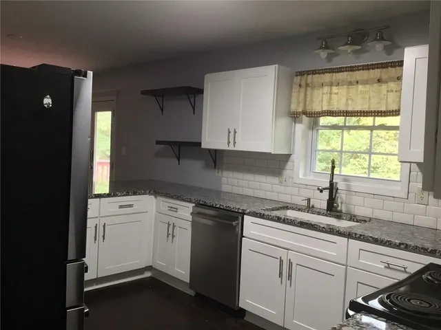 $2,000 | 5826 Simone Drive, Stone Mountain, GA 30087