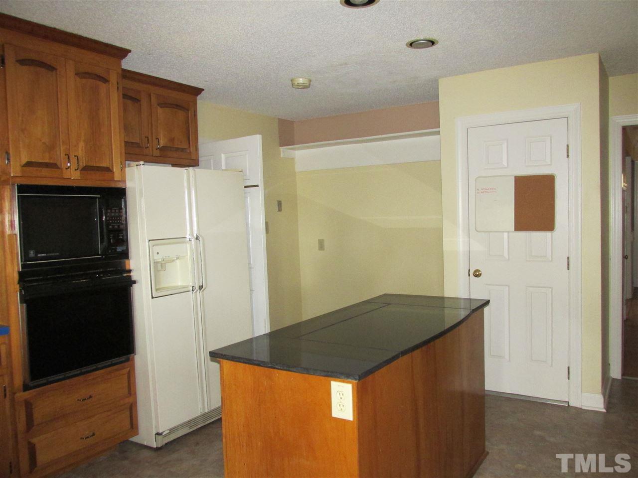 571 Lee Road, Unit G Clayton, NC 27520 - Photo 7 of 22 Gallery Image 7