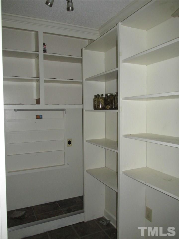 571 Lee Road, Unit G Clayton, NC 27520 - Photo 9 of 22 Gallery Image 9