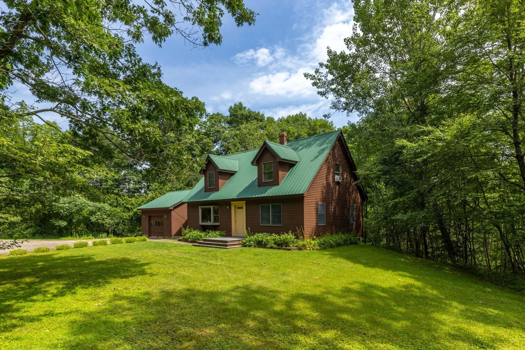 1436 State Road Eliot, ME 03903 - Photo 3 of 38