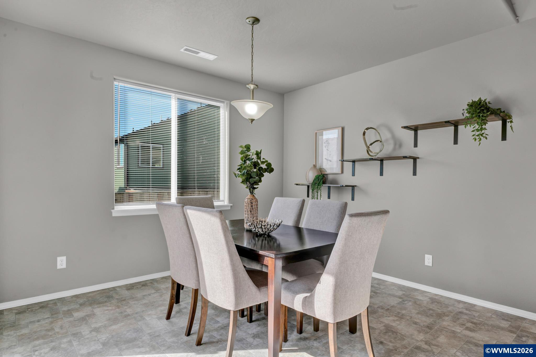 2828 Lucia Court Northwest Albany, OR 97321 - Photo 11 of 30