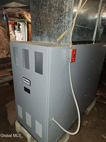 $79,900 | 101 Slater Road, Moira, NY 12957