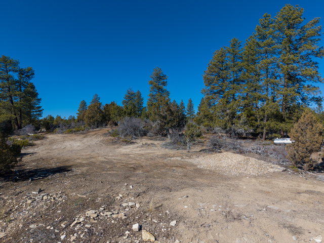 17 West Pine Street, Unit 17 Orderville, UT 84758 - Photo 11 of 15 View of undeveloped land