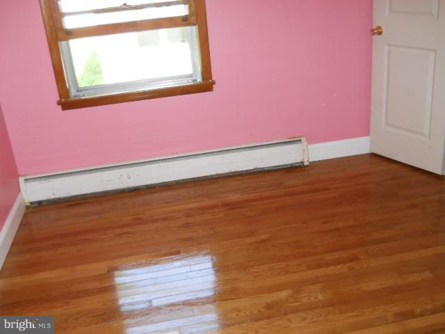 8694 Downey Road Severn, MD 21144 - Photo 8 of 29 Living Room